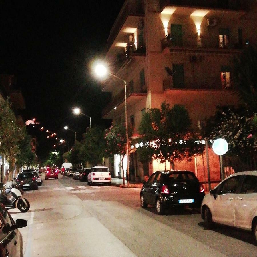 B&B Del Centro Capo dʼOrlando Dış mekan fotoğraf